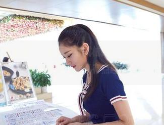 AISS爱丝(黄金版) – 索菲变身机械师，原图里的自己看上去比我还聪明，合集有点哇哦！