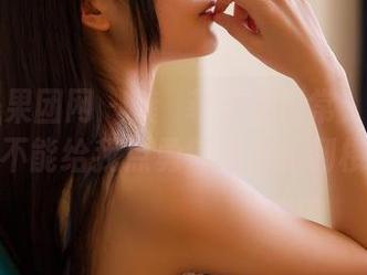 GIRLT果团网 – 龚玥菲天台日常：更新一次，能不能给我点勇气让我搬到楼顶去？