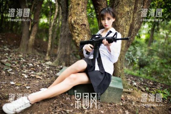 GIRLT果团网 - 婚纱里的细节，龚玥菲的资源透着一股温柔，好久没见这样的气质了。