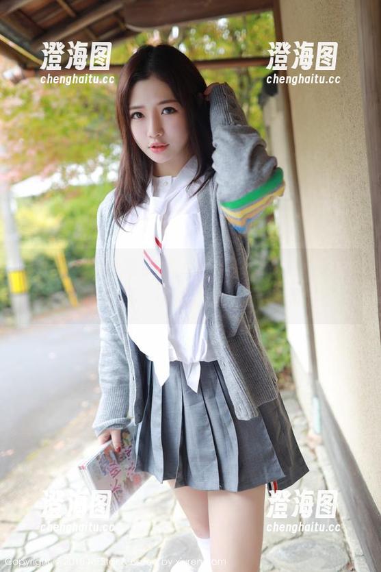 MFStar模范学院 - NaNa_baby的油亮高清写真，小心滑倒，情绪满溢！