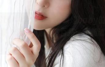 MFStar模范学院 – 李颖煊baby的白衬衫合集，想问到底有多百搭，不如试试这张？