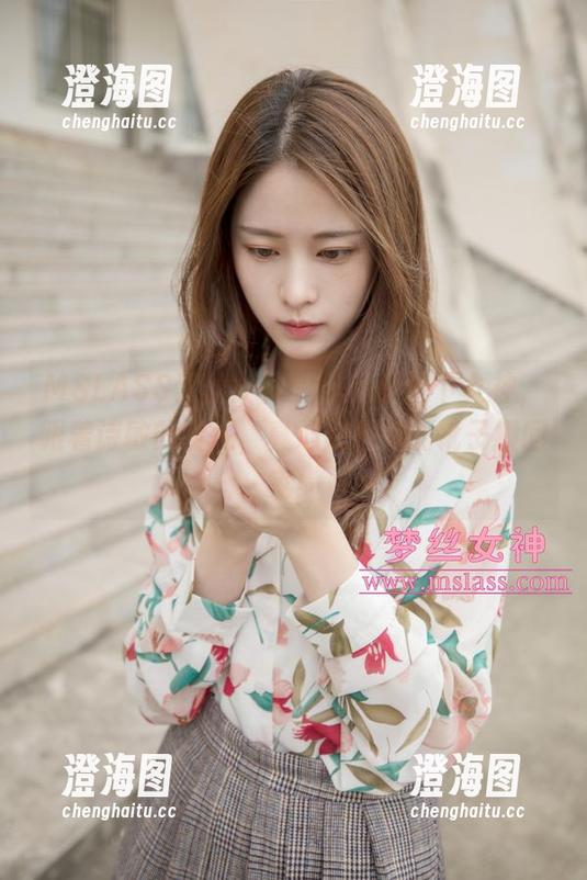 MSLASS梦丝女神 - 作品：靴下女神，跟着诗敏的步伐，真心想把她的靴子搬回家！