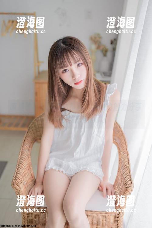 喵糖映画的清凉体操服，学妹的魅力分享——谁能抵挡得了？