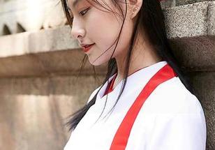 MiiTao蜜桃社 – 最新图集，伊素妍的礼服像是从童话里走出来的，花瓣飘啊飘