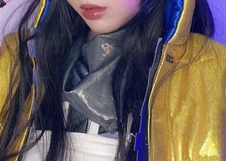 米莉姆·娜娃在PoppaChan的演绎下，资源简直是一场意外的邂逅，每次点击都有新发现！