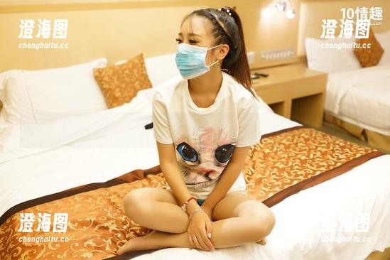 ROSI口罩 ROSI的嫩学妹制服——原图营造出微妙的校园爱情啊!