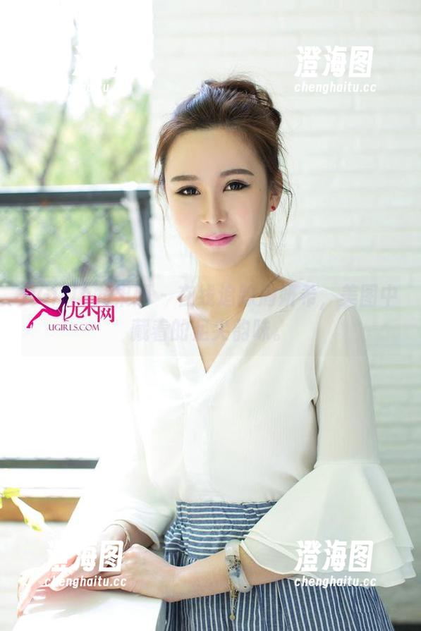 UGirls尤果网 - 在线追踪周妍希，美图中藏着的足尖韵味。