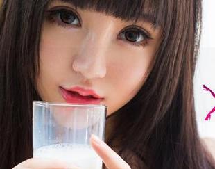 UGirls尤果网 – 这个夏天,在张雪馨的美图下,连风都变得俏皮了!