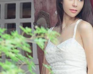 UGirls尤果网 – 谭晓彤婚纱作品集：翻过这些裙摆，生活就真的变得不那么单调了