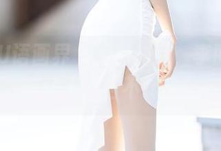 XIAOYU语画界 – 定制图片，李丽莎的吊带让人“目不转睛”