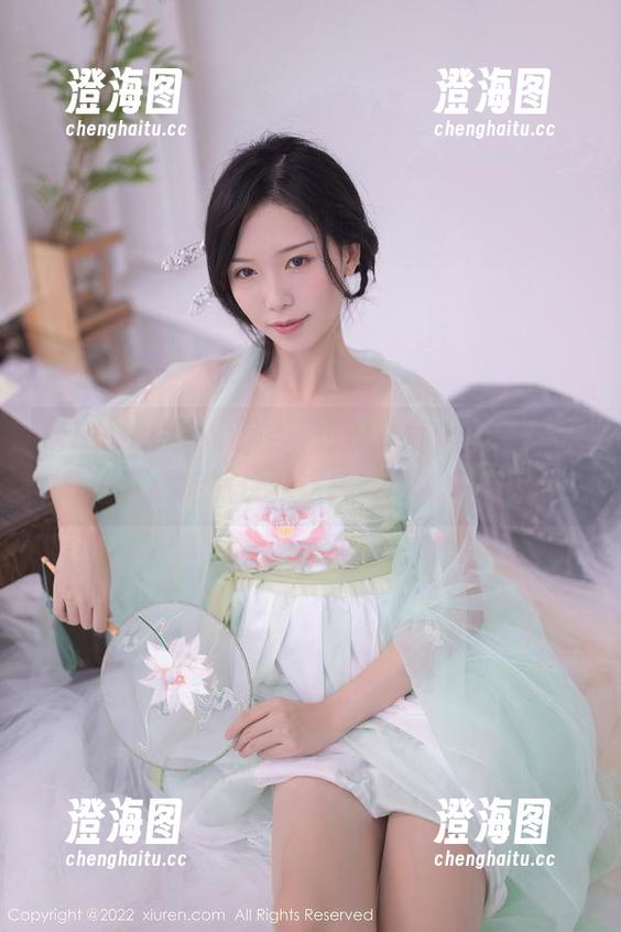 Xiuren秀人网 - 没想到九尾Ivy的少女私拍竟然能抓住我这种老司机的眼睛！