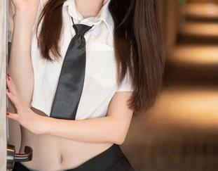 Xiuren秀人网 – 学姐合集：我为夏诗诗Sally的壁纸点个赞，就差吃土了。
