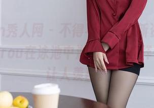 Xiuren秀人网 – 不得不看，最新资源！媃柔rourou在泳池中游刃有余的样子，真让人羡慕。