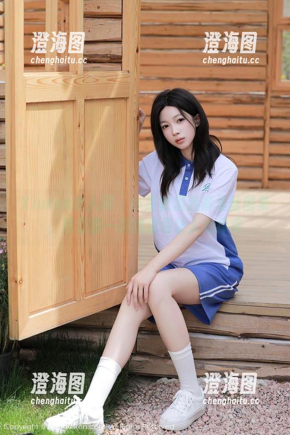 Xiuren秀人网 - 小嘉敏精选裤里丝图集，裤里那一抹丝总是让人心痒痒