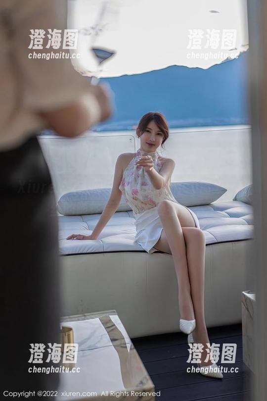 Xiuren秀人网 - 慕嫣然Lancy图集：肉丝的随性解读，慢慢看，不急