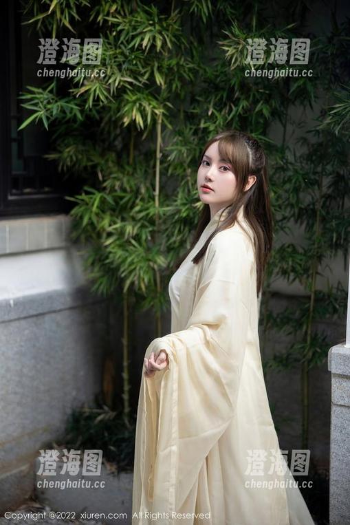 Xiuren秀人网 - 打破次元壁的龙泽美曦，JK写真全集真人出镜，捉迷藏要不要玩？