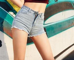 YouMi尤蜜荟 – 白子嫣分享的新作，灰丝写真集中暗藏哪些小惊奇？