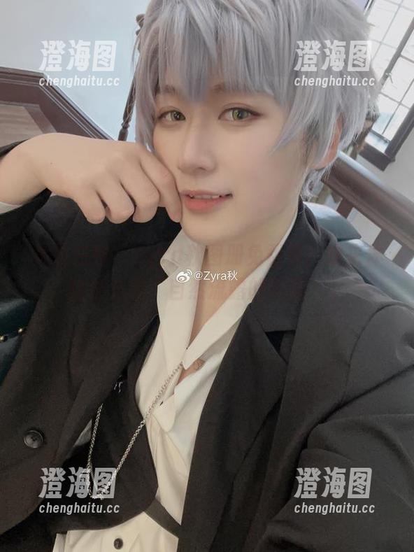 大凤在线，Zyra秋图册免费看！快来体验什么叫‘自然流露的风骚’。