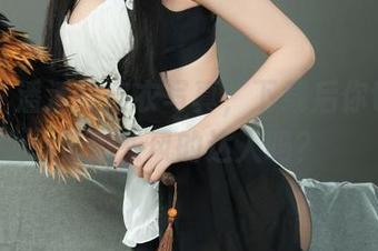 丽柜 – 潘潘的皮衣写真，下载后你也能变身街头风的达人吗？