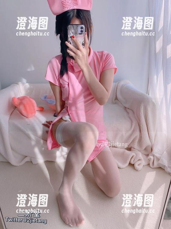 当旗袍遇上黑丝，二阶堂宅绘子图集下载，不小心钓到男神信号！