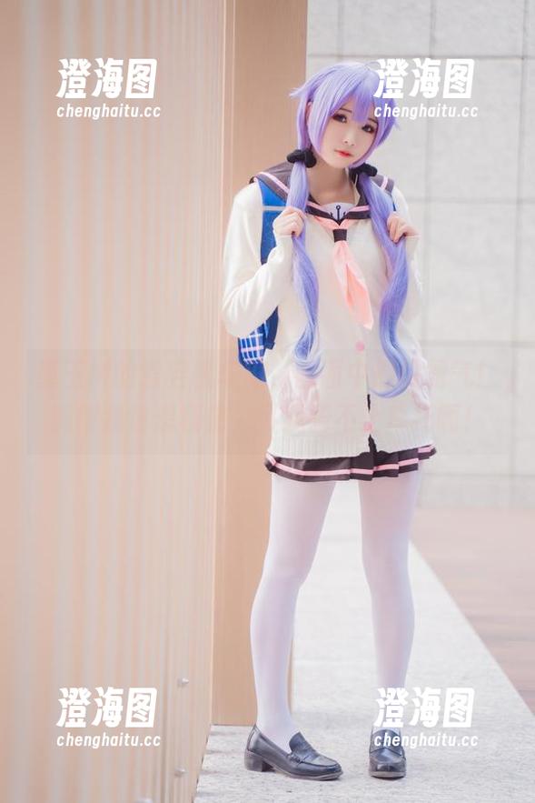 墨玉M的爱宕机车服，画面中那股霸气！搞得我也想模仿，可我骑不上摩托啊！
