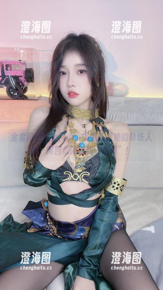 小小奶瓶儿 全套图包送上,小小奶瓶儿和她的珍珠人鱼一同回忆海洋的“波澜”!