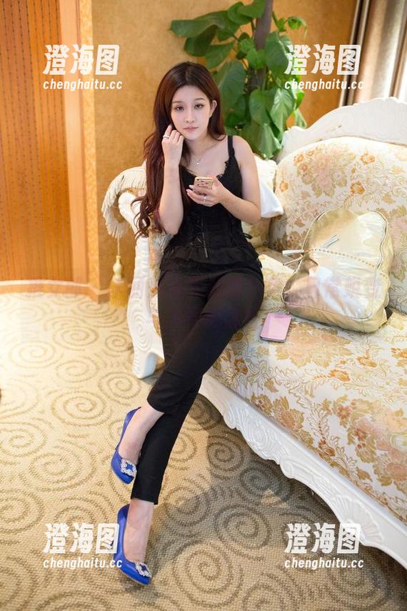 推女郎-李丽莎 推女郎 - 李丽莎系列私拍合集:日常蜕变与华丽的随性