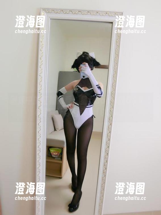 图库中的红袖添香：星野saori的DSR-50写真让你回头率100%。
