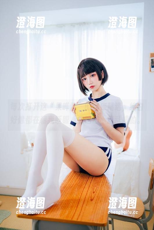 果咩酱 每次打开这“果咩酱”的图库精选,纯白好像都在朝我眨眼,我这心小鹿乱撞的。
