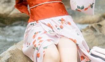 在图库里遇见优雅的桜井宁宁护士，谁能拒绝这种下载的诱惑？