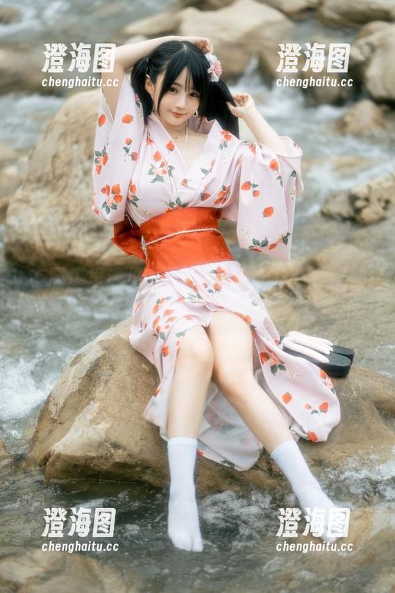 在图库里遇见优雅的桜井宁宁护士，谁能拒绝这种下载的诱惑？