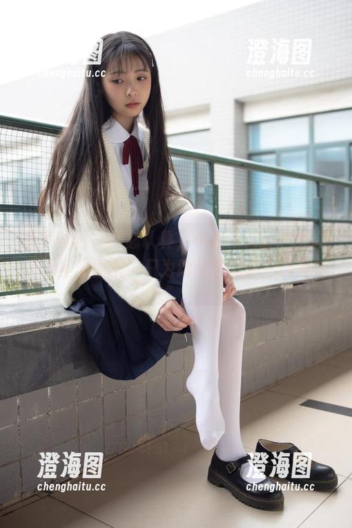 森萝财团-小奶糕Milky 森萝财团 - 不必认真,小奶糕Milky的夏天无圣光图集,只为给你轻松的片刻期待。