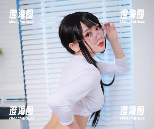 一图在手，欲望沙滩一幅画，YouMi尤蜜的惊艳套图，再来点炸蛋Boom特色！