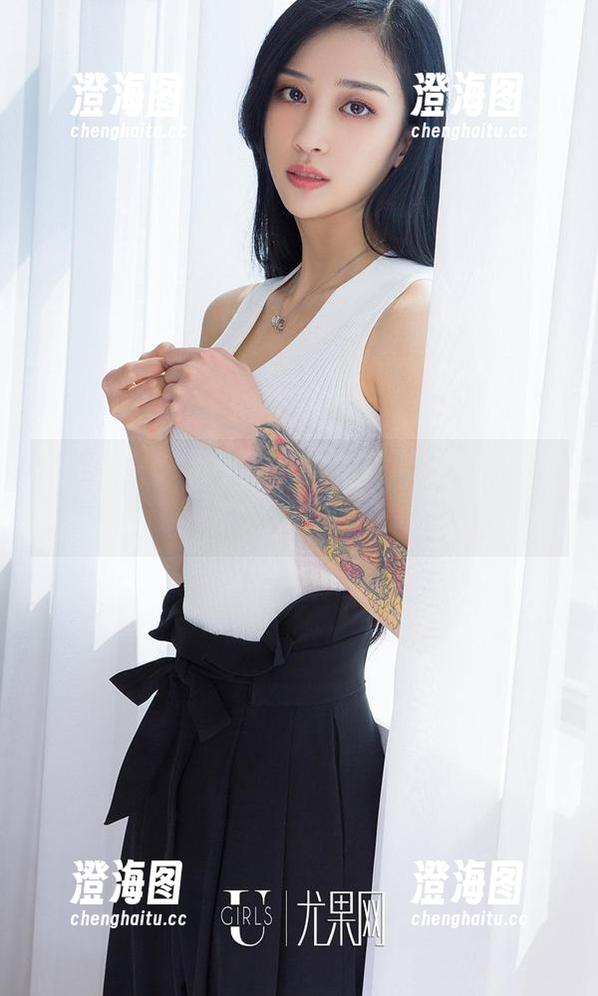 爱尤物 - 来看李柔儿户外高清写真，婆婆们羡慕的那种“自然美”。
