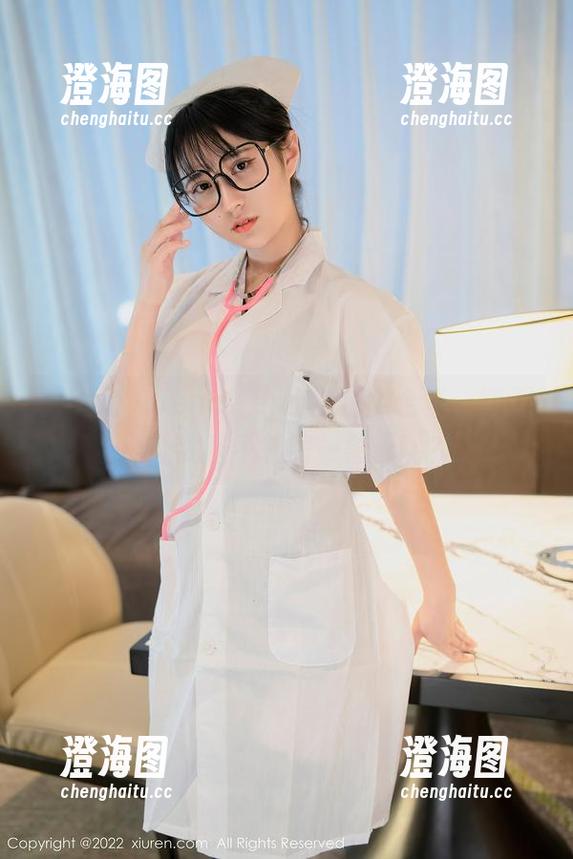 秀人网 - Jennifer小若旗袍合集，能不能让我目不转睛一整天呢？