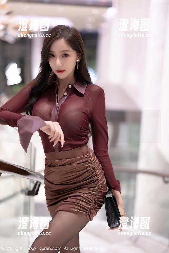 秀人网-MOON嘉依 秀人网 - 玩转自然:MOON嘉依户外壁纸,真想给手机换新皮肤!
