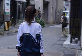 秀人网 – 新的网袜展开来：周井空的美图更新——会给你意想不到的停留哦