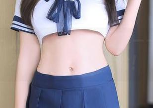 秀人网 – 奶油妹妹的红裙美图——下载前不如先舔屏，啊哈哈！