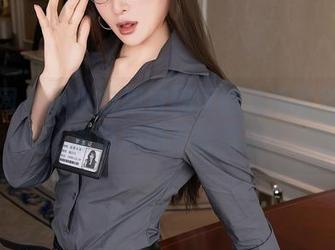 秀人网 – 小小白思宜搞怪的油亮写真分享，谁说油亮不能有趣？