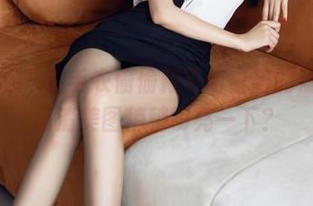 秀人网 – 这毛衣偷偷藏着萌白酱的温柔，高清美图稍稍明亮一下？