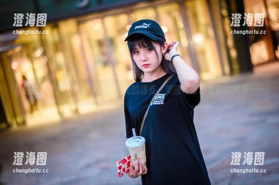 秋楚楚不秃头的死库水，无圣光的透支，美图勾勒出模糊的线条……