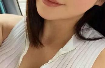 微密圈 – 想要追风？童小芯海边写真合集，免费赠送风中凌乱的发型！