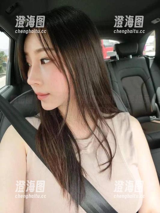 微密圈 - 根据童小芯花嫁套图的重要提示：下载后面婚纱可再试哦！