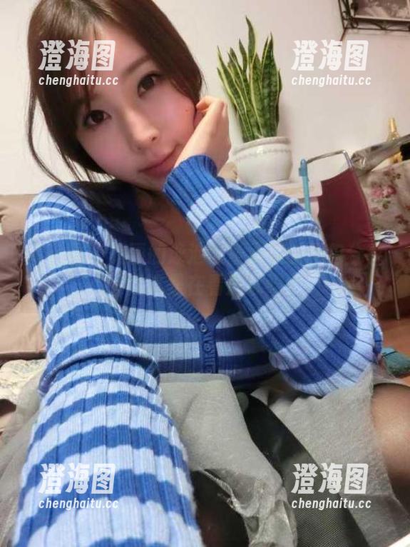 微密圈 - 美丽的泳池与童小芯的图包分享，我这是在看游泳吗？