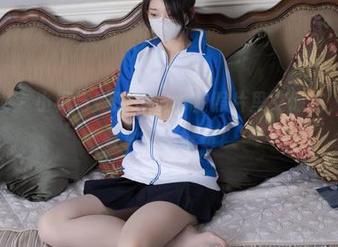 紧急企划 – 小枫与她的长腿，在照片里交朋友，快来看看免费的好货！