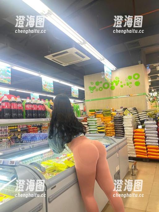 微密圈 - 哇！艾拉·isla最新放出的甜美COS图库，偷心贼上线，有时候真想自己也是那个角色！