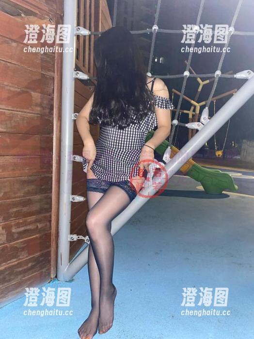 微密圈 - 套图大赏：若若老师的黑丝时刻，网友们请自觉保持淡定！
