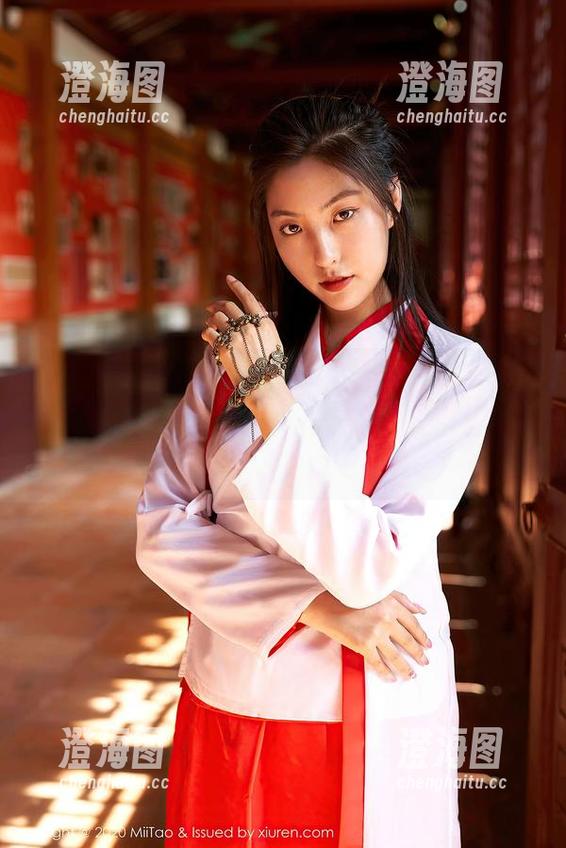 蜜桃社 - 蜜蕊Mary的豹纹审美，原图让人想一边喝下午茶一边发呆，作品真不错！