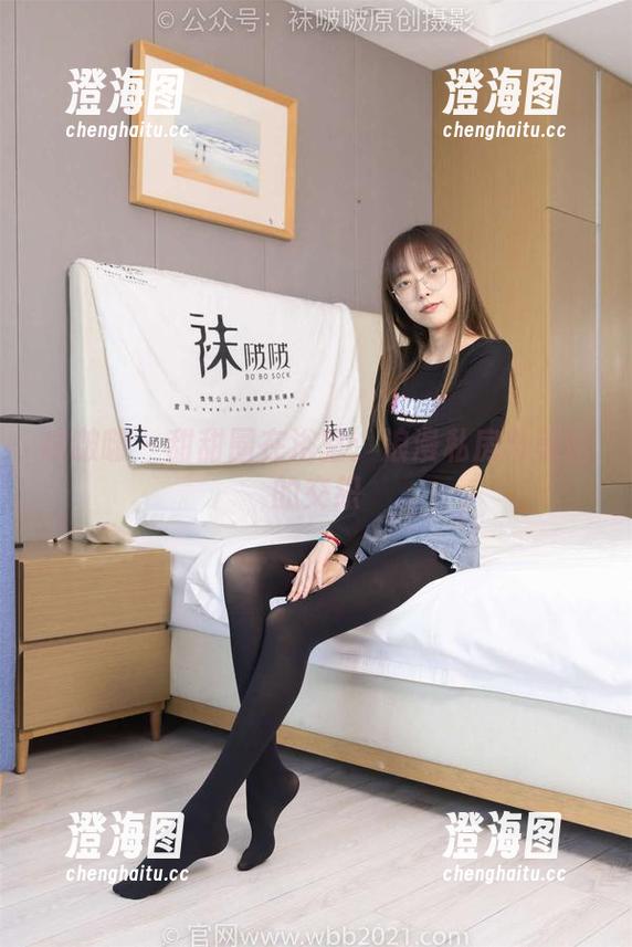 袜啵啵 - 甜甜圈在浴室：浪漫私房与美图的交织