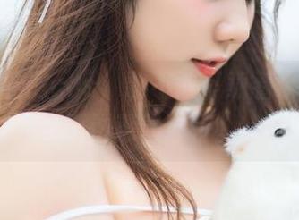 镜酱的私房cos，敢不敢下载看个究竟？不怕惹骂才行。